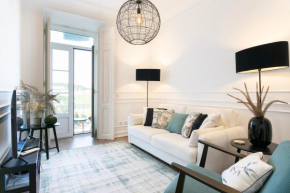 Exquisite 2bdr flat with balcony in Lisbon's heart